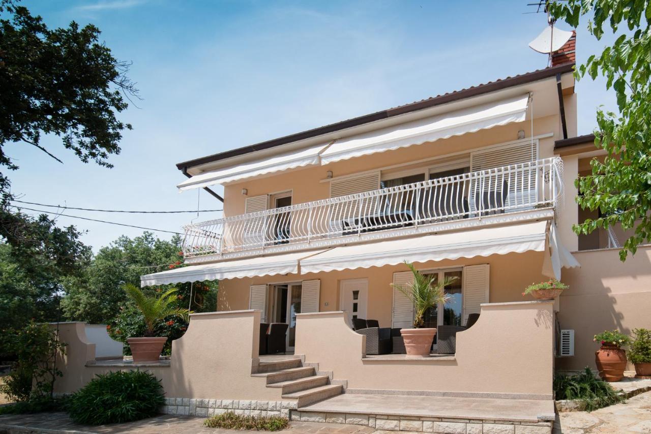 Apartments Barbara Umag Exterior photo